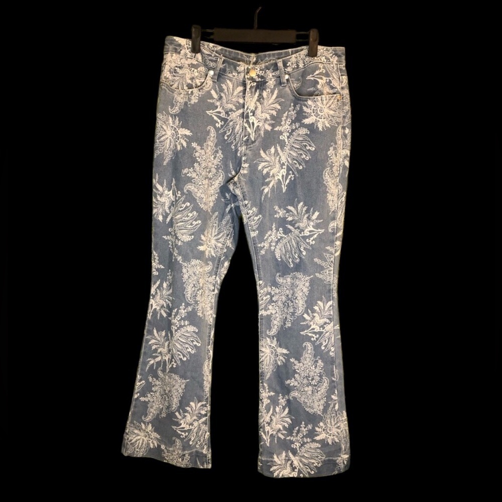 Floral Patterned Blue Jeans size 16